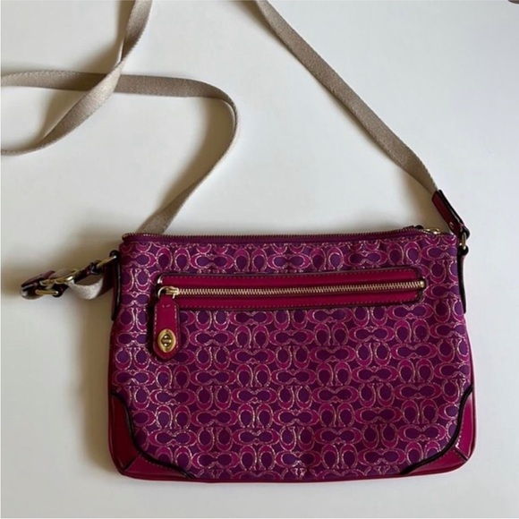Coach Pink Poppy Signature y2k crossbody - Picture 2 of 9